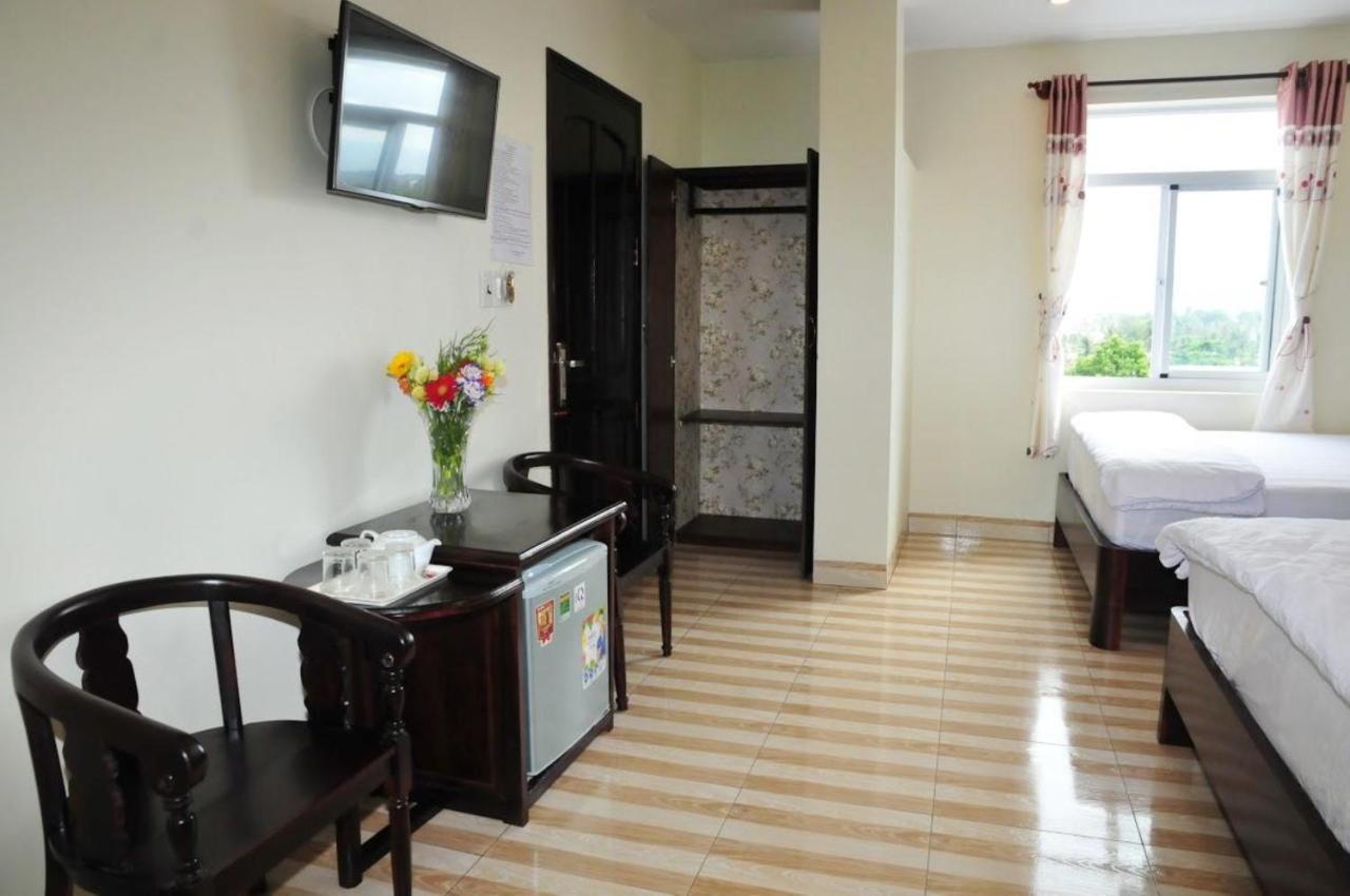 Tung Huong Hotel دونغ دونغ المظهر الخارجي الصورة
